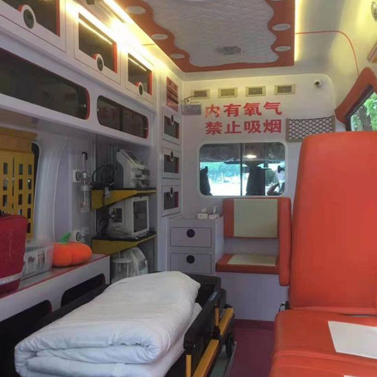 港口镇癌症租赁救护车转运:为生命护航的科技与人文关怀